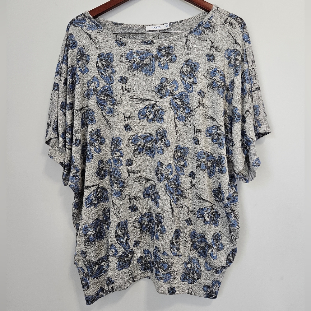 Ricki's Floral Butterfly Sleeve Shirt - Size US M